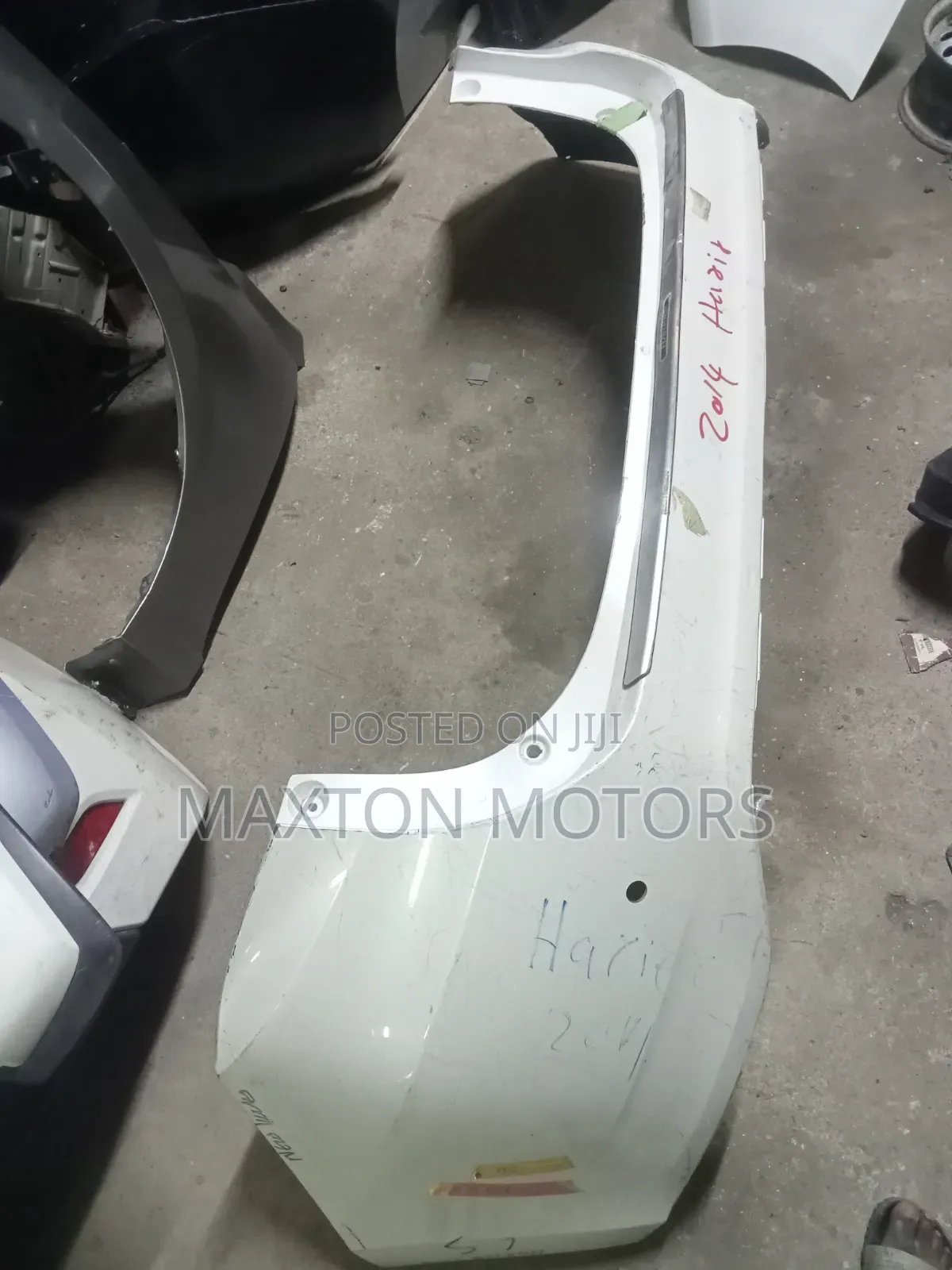 Toyota Harrier Zsu60 2014-2018 With Chrome Garnish and Sensor