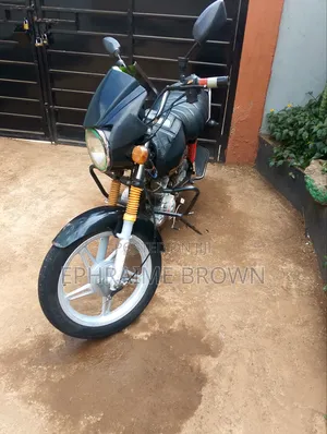 TVS HLX Plus ES 2020 Black