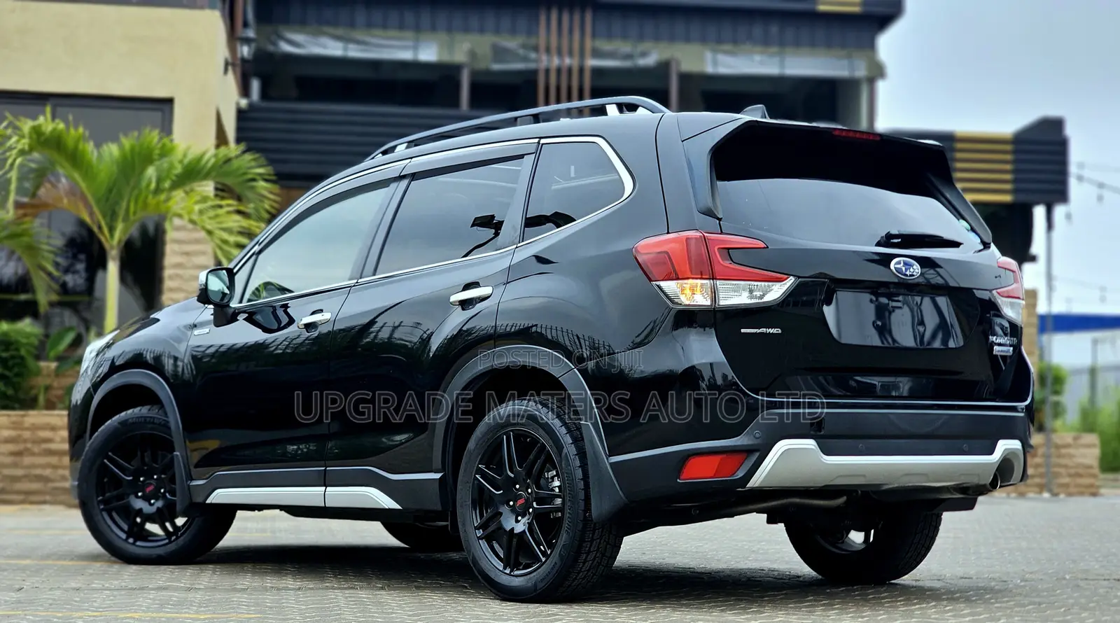 Subaru Forester Premium AWD 2019 Black