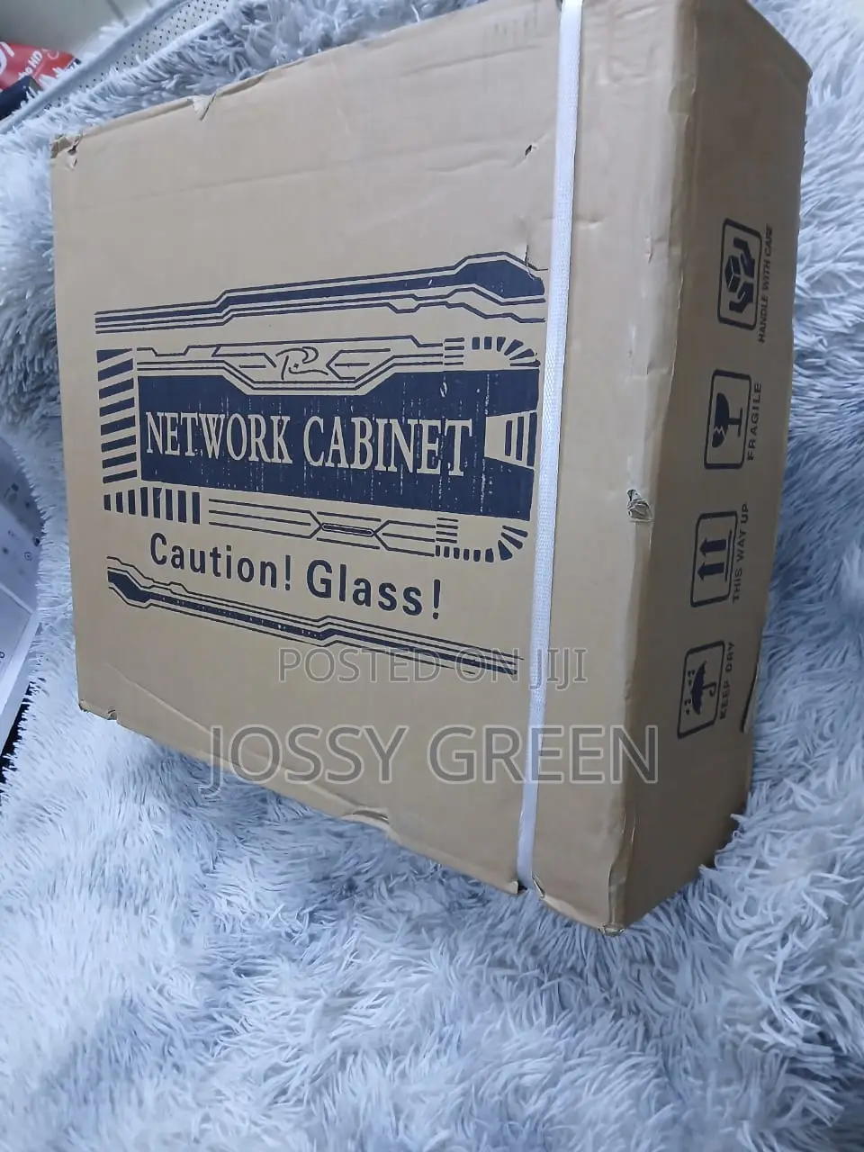 19-Inch 9U Network Cabinet 530×450×400mm