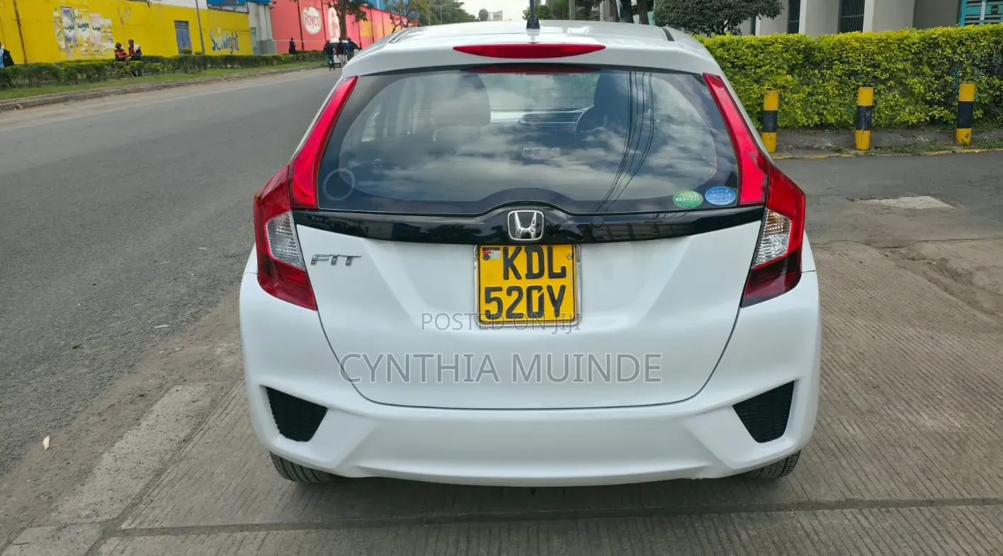 Honda Fit 2015 White