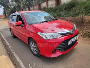 Toyota Corolla Fielder 2016 Red