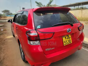 Toyota Corolla Fielder 2016 Red