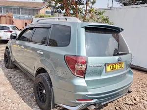Subaru Forester 2010 Burgundy