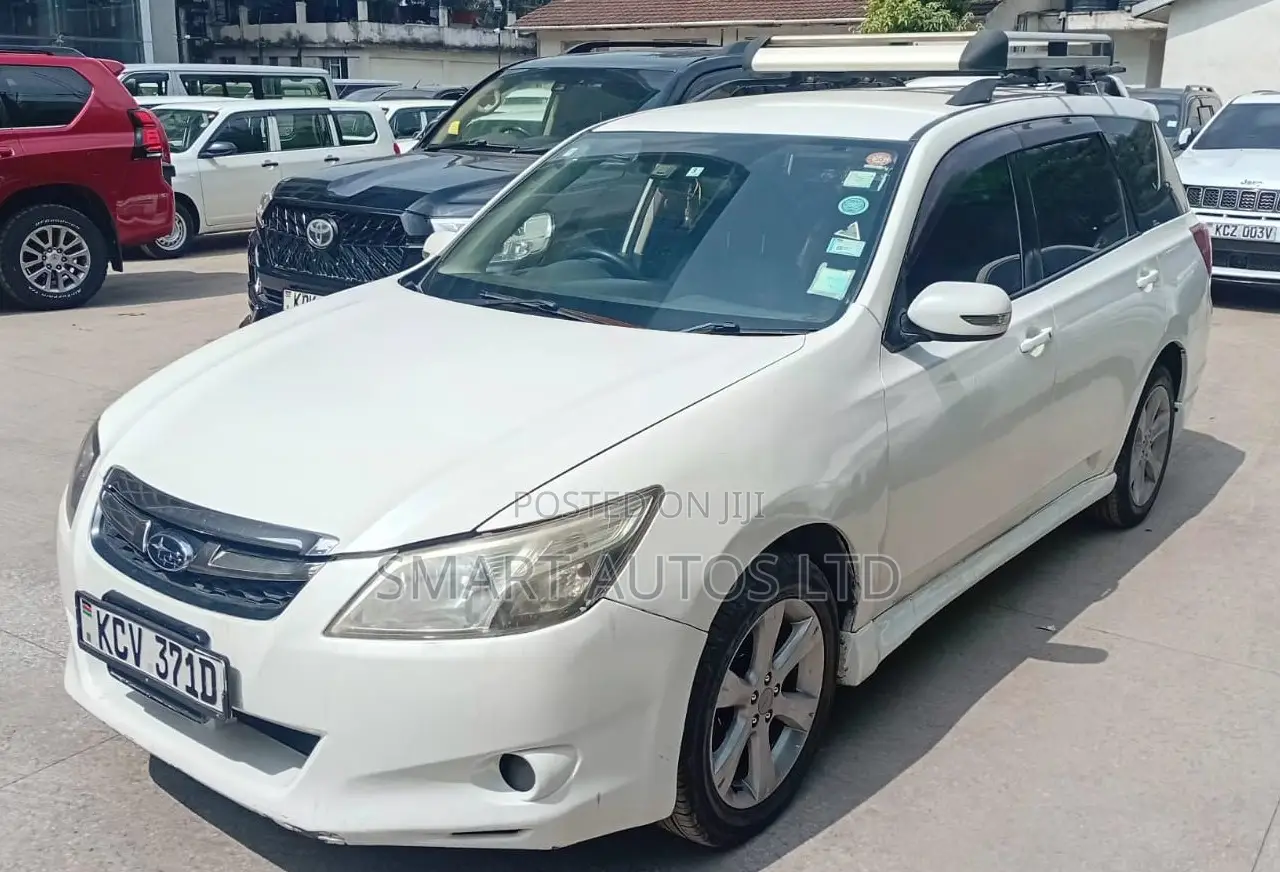 Subaru Exiga 2012 Pearl