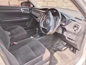 Toyota Axio 2016 Silver