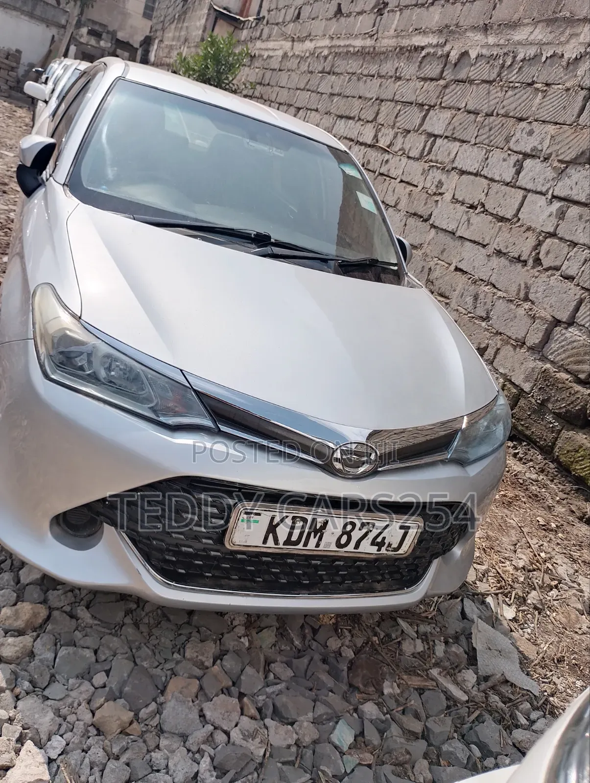 Toyota Axio 2016 Silver