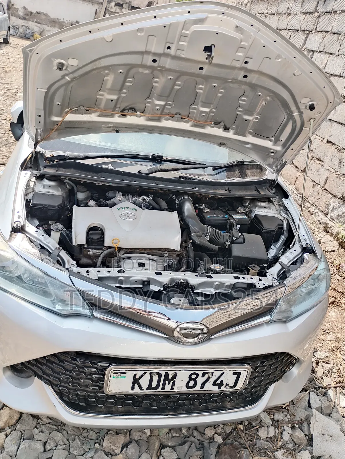 Toyota Axio 2016 Silver