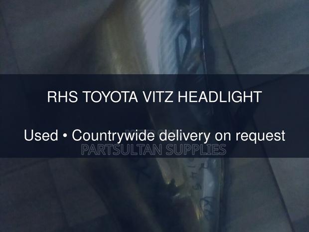 RHS Toyota Vitz Headlight - thumbnail 2