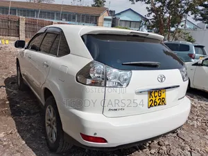 Toyota Harrier 2010 White