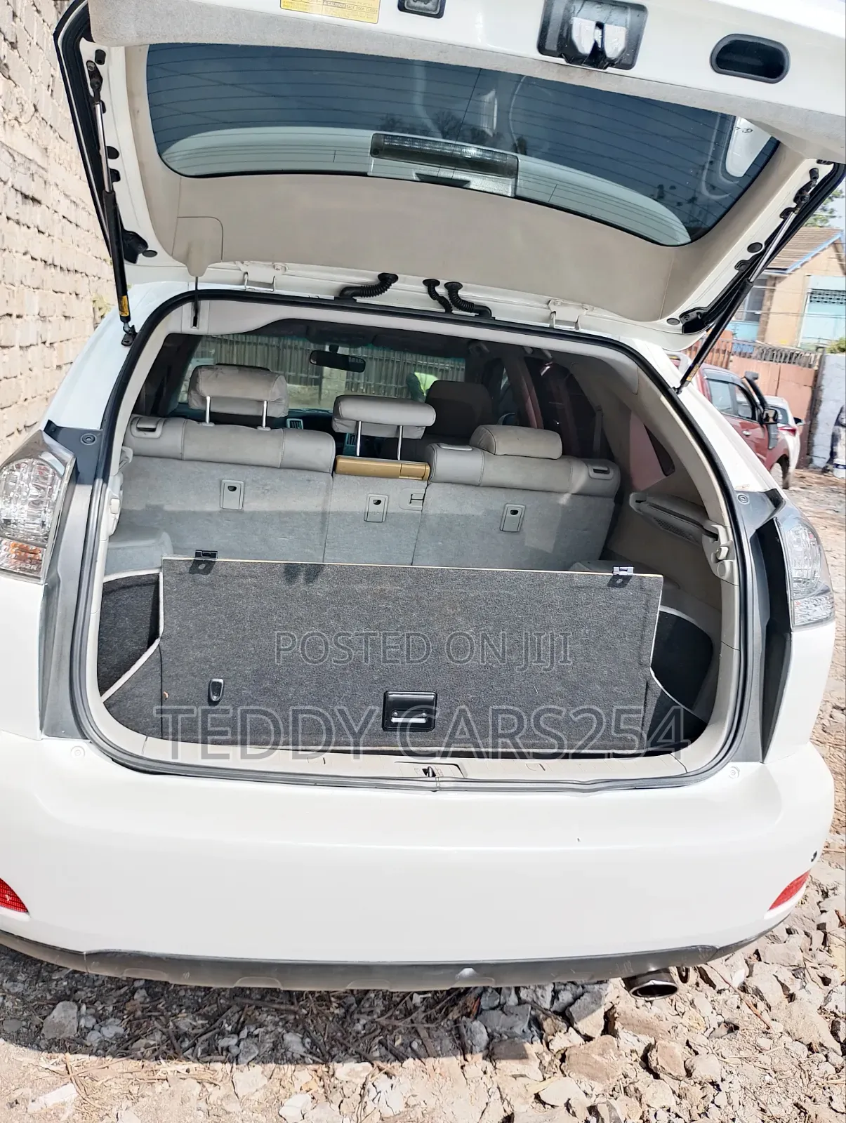 Toyota Harrier 2010 White