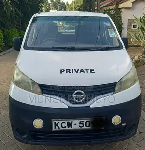 Nissan NV200 2012 White