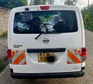 Nissan NV200 2012 White