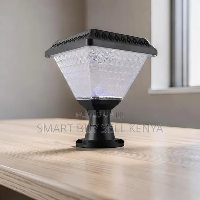 Ultra Bright LED Outdoor Garden Light Main Gate Post Solar Light Lamp