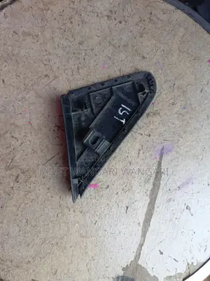 Sidemirror Finisher Cover/Triangle Ist