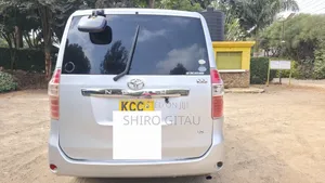 Toyota Noah 2008 Silver