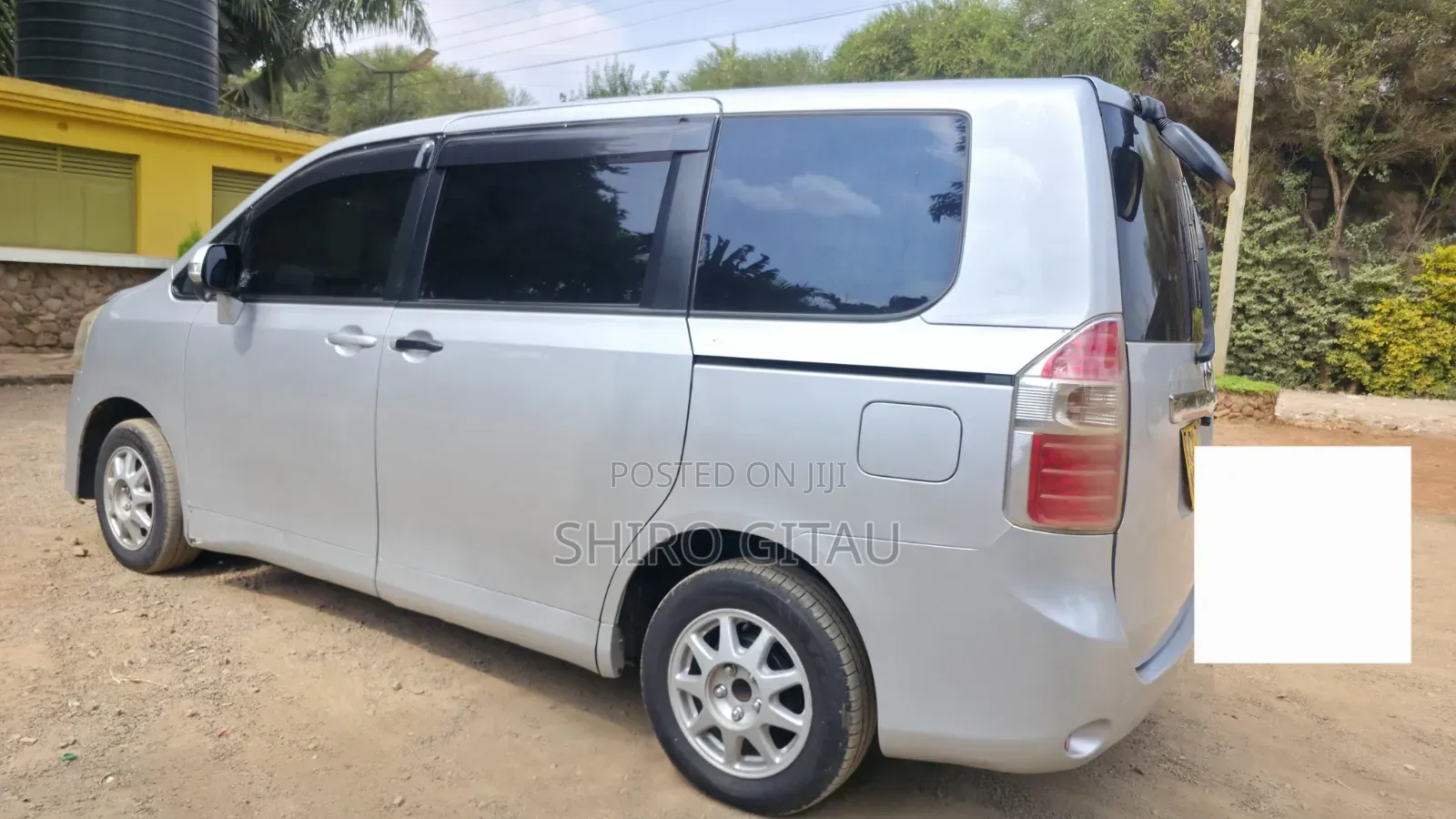 Toyota Noah 2008 Silver