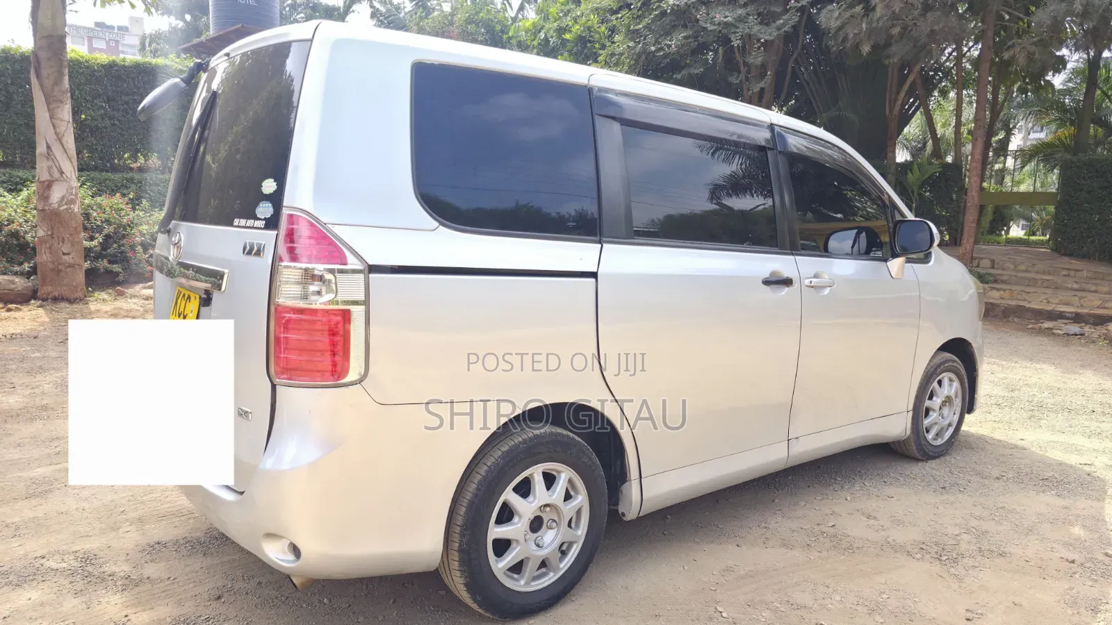 Toyota Noah 2008 Silver