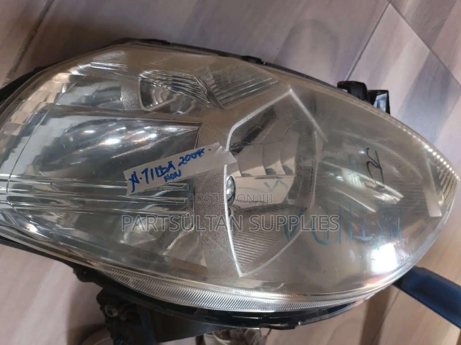 Nissan Tiida 2004 Nun Xenon Headlight
