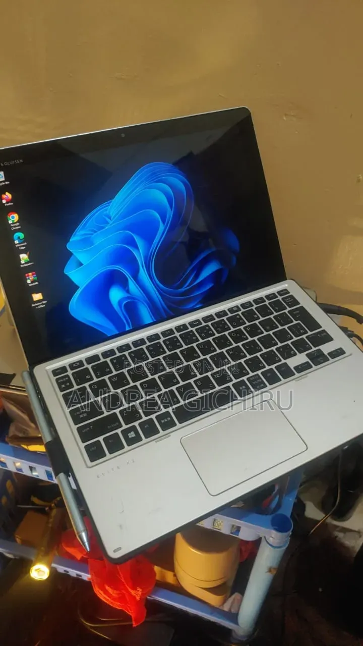 Laptop HP X2 210 G2 8GB Intel Core i5 SSD 256GB
