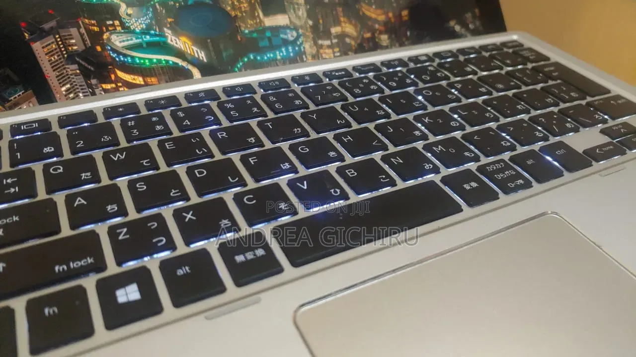 Laptop HP X2 210 G2 8GB Intel Core i5 SSD 256GB