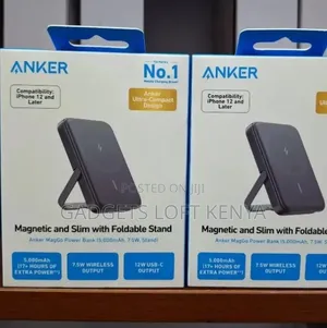 Anker Magnetic Slim Power Bank With Foldable Stand