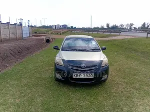 Toyota Belta 2006 Green
