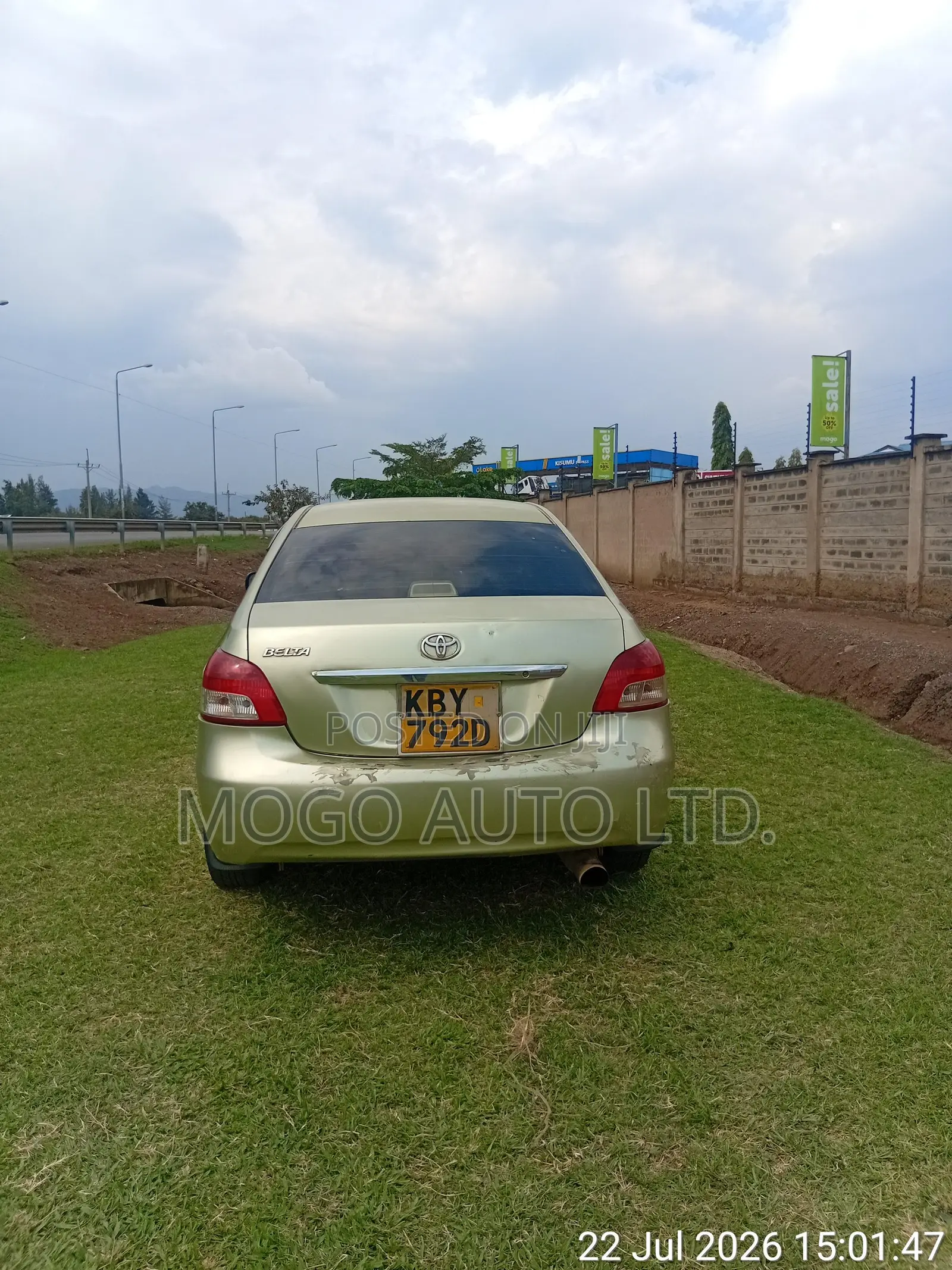 Toyota Belta 2006 Green