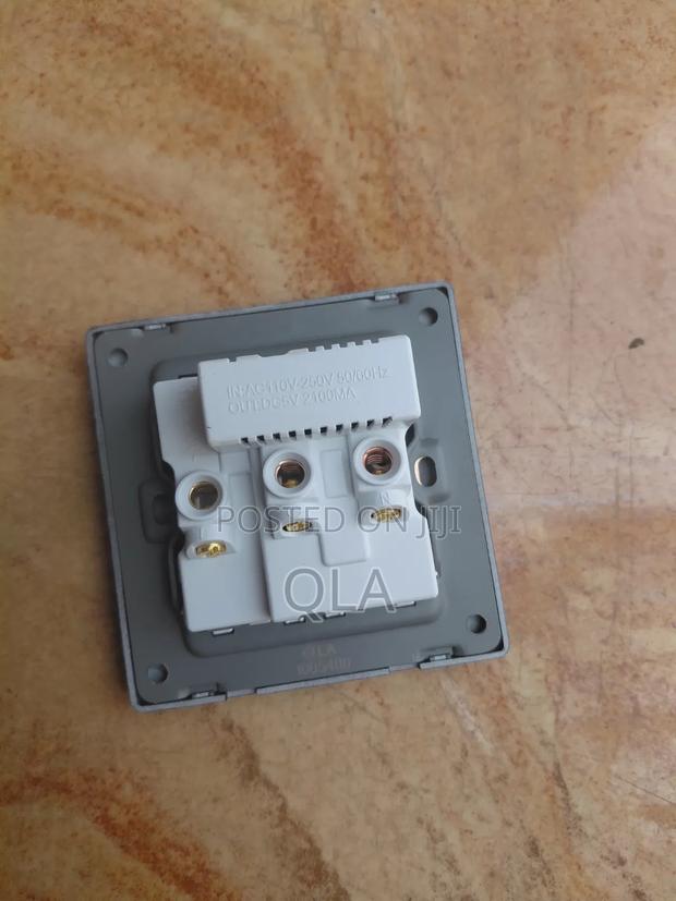 13A 1 Gang Universal Switched Socket, 1 USB + 1 Type C ,Neon - thumbnail 2
