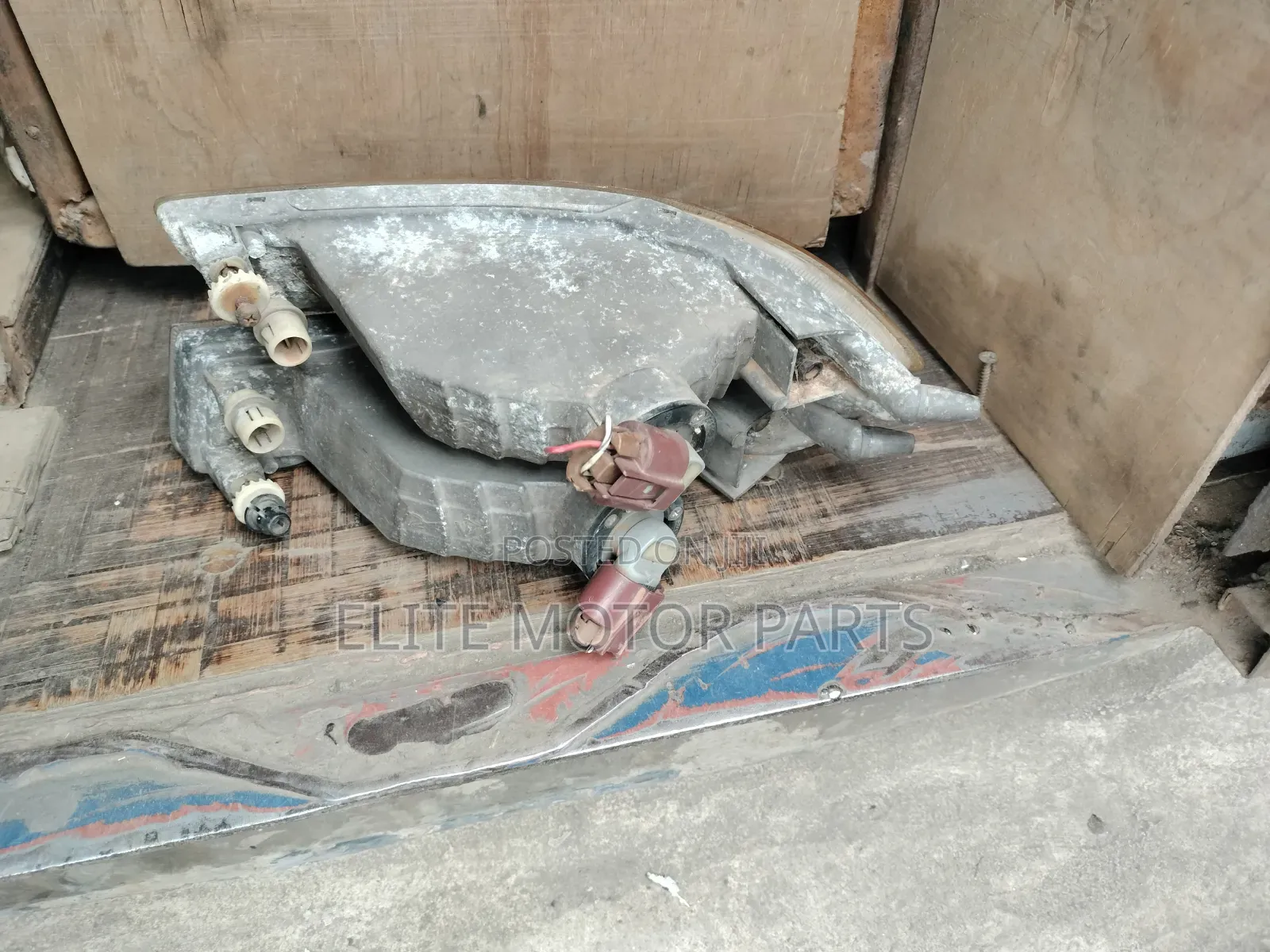 Toyota Nze/Fielder 2003 Banana Shaped Foglights