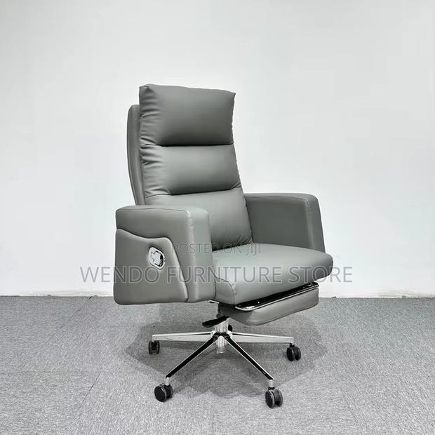 Office Chairs; Executive High Office Chair With Foldable Footrest - main view