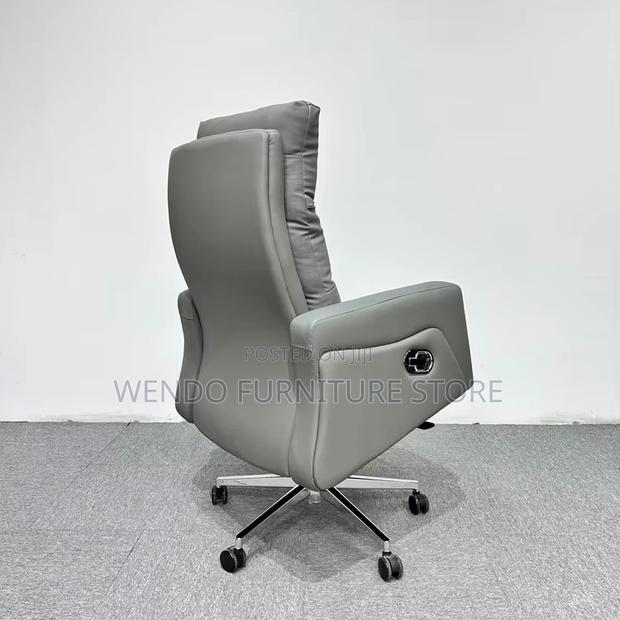 Office Chairs; Executive High Office Chair With Foldable Footrest - thumbnail 6
