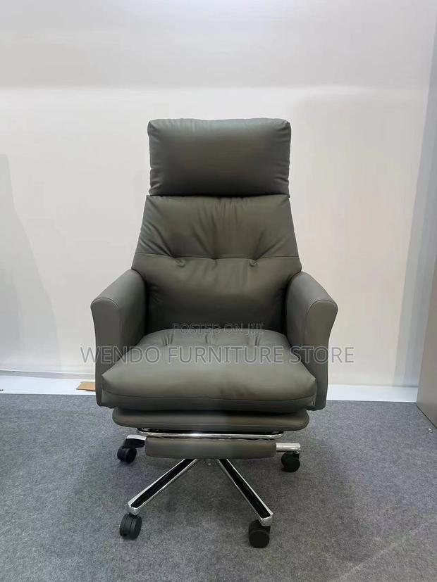 Office Chairs; Executive High Office Chair With Foldable Footrest - thumbnail 9