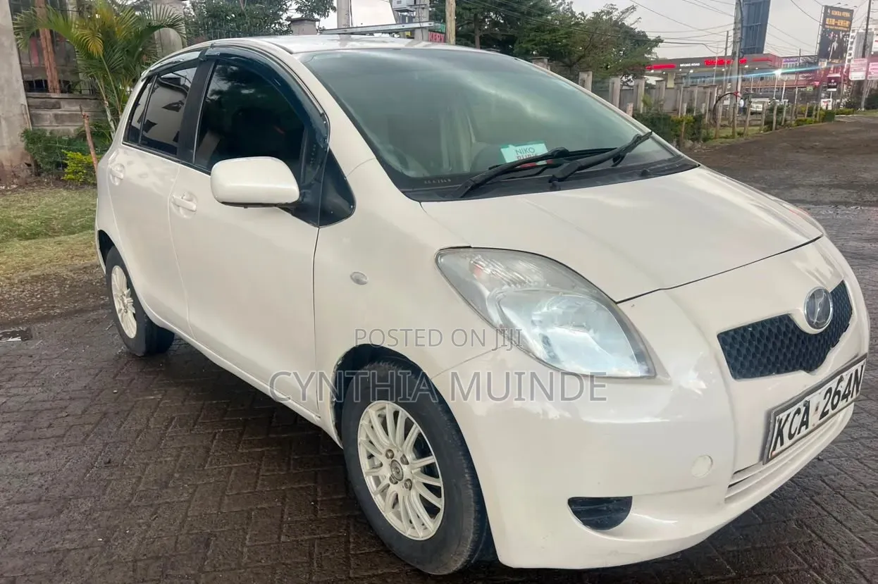 Toyota Vitz 2007 Black