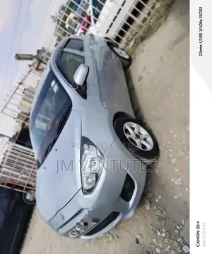 Mitsubishi Mirage 2015 Silver