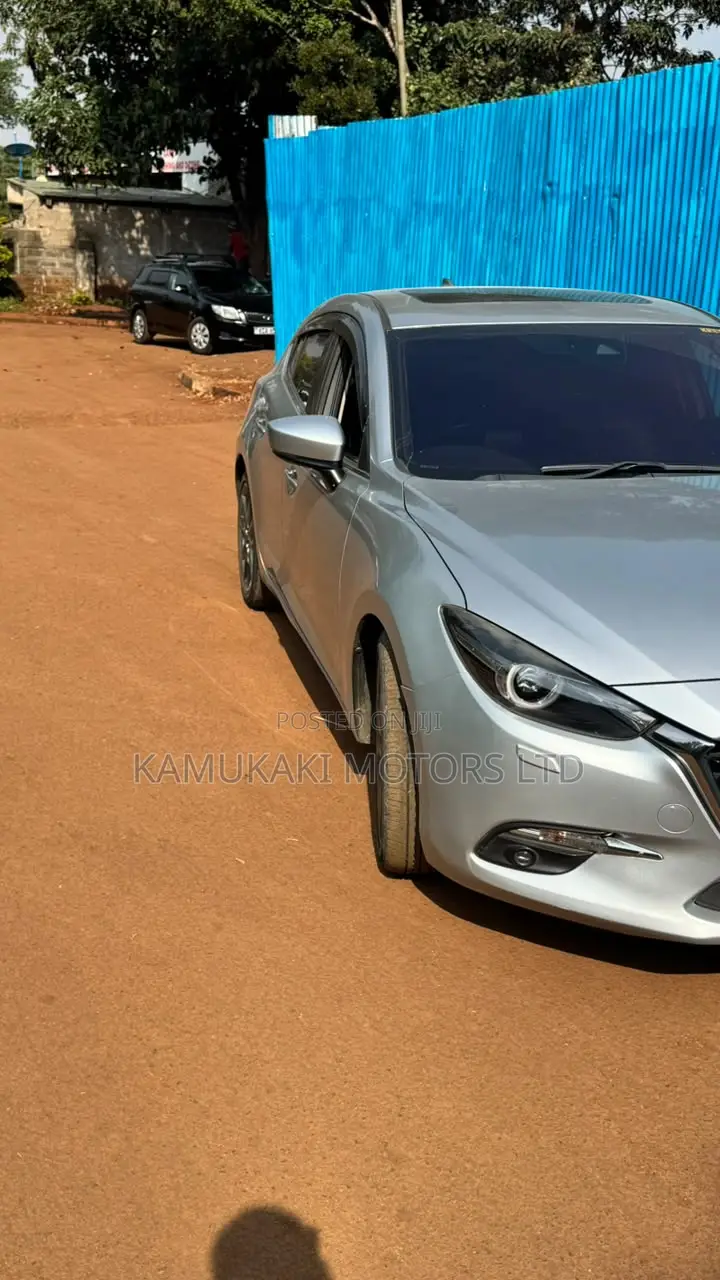 Mazda Axela 2018 Gray
