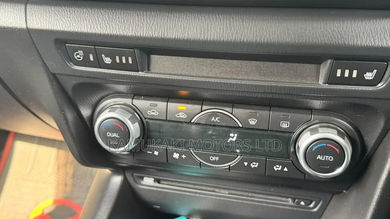 Mazda Axela 2018 Gray