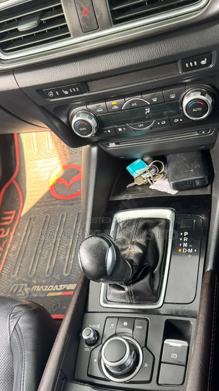 Mazda Axela 2018 Gray