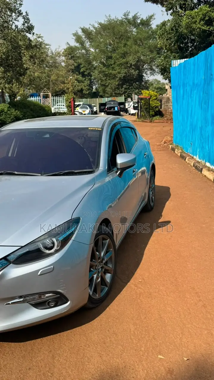 Mazda Axela 2018 Gray
