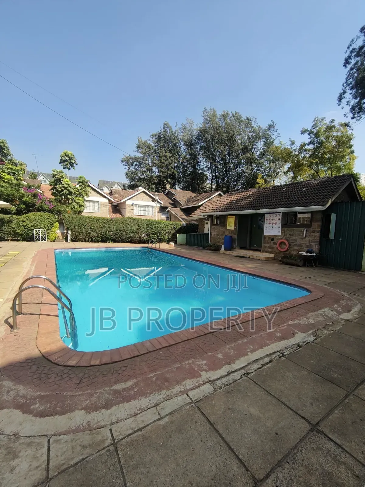 3bdrm Maisonette in Executive 3-Bedroom, Hurlingham for rent