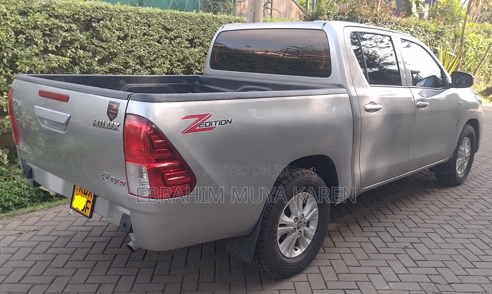 Toyota Hilux 2020 Silver