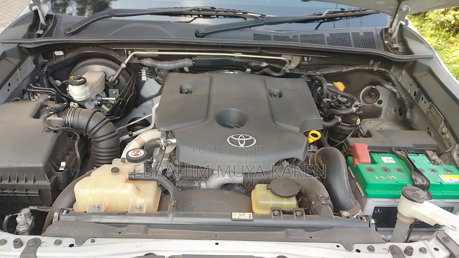 Toyota Hilux 2020 Silver