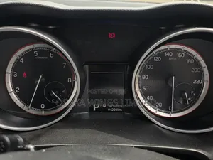Suzuki Swift 2020 Silver