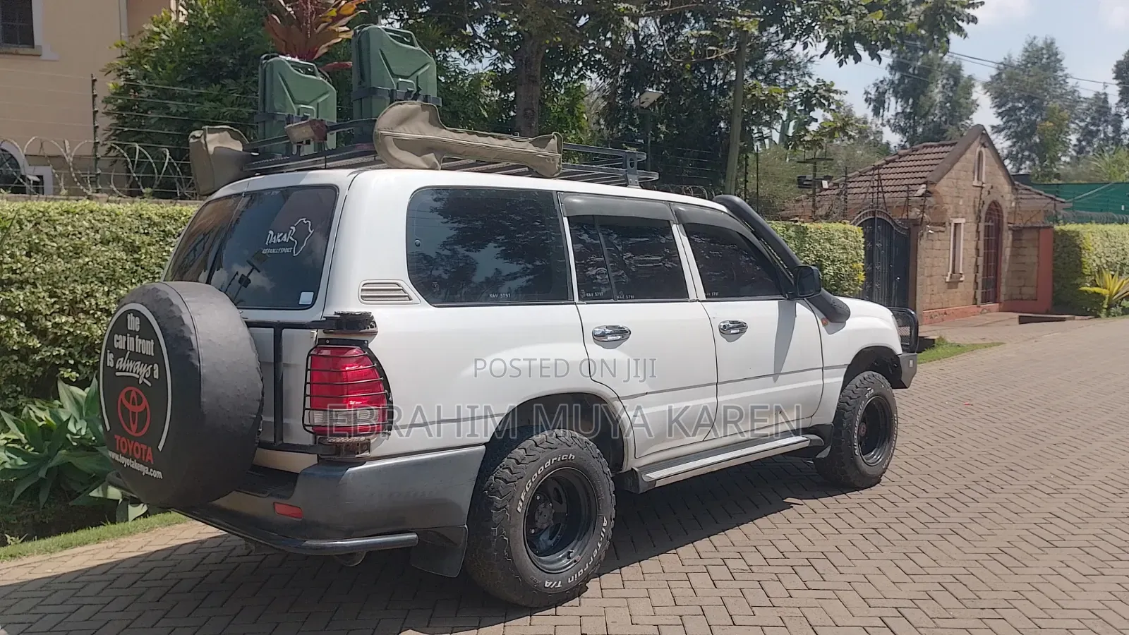 Toyota Land Cruiser 2006 White