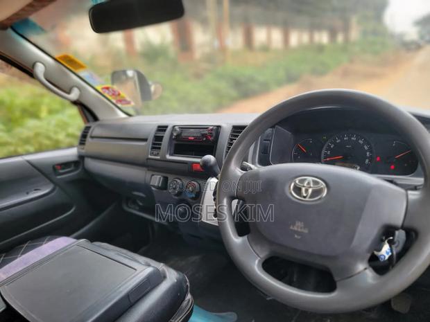 Toyota HiAce 2015 Brown - thumbnail 6