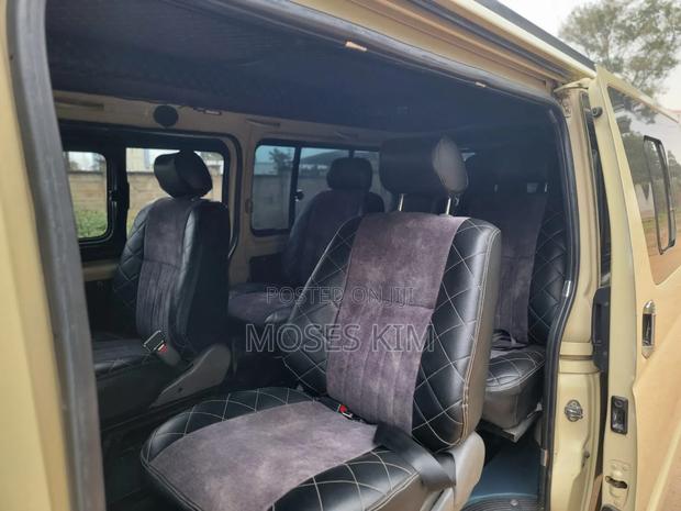 Toyota HiAce 2015 Brown - thumbnail 7