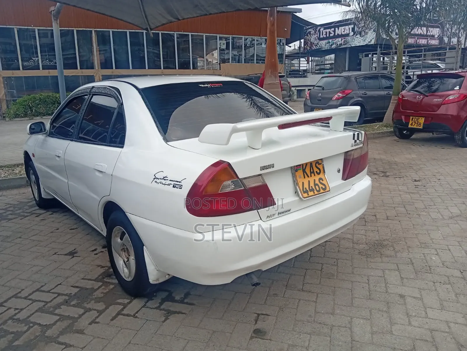 Mitsubishi Lancer 1999 White