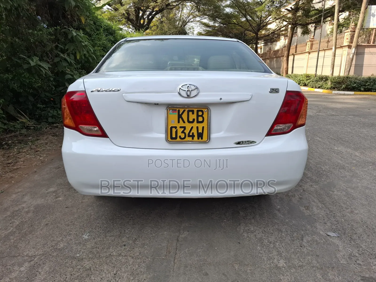 Toyota Axio 2009 White