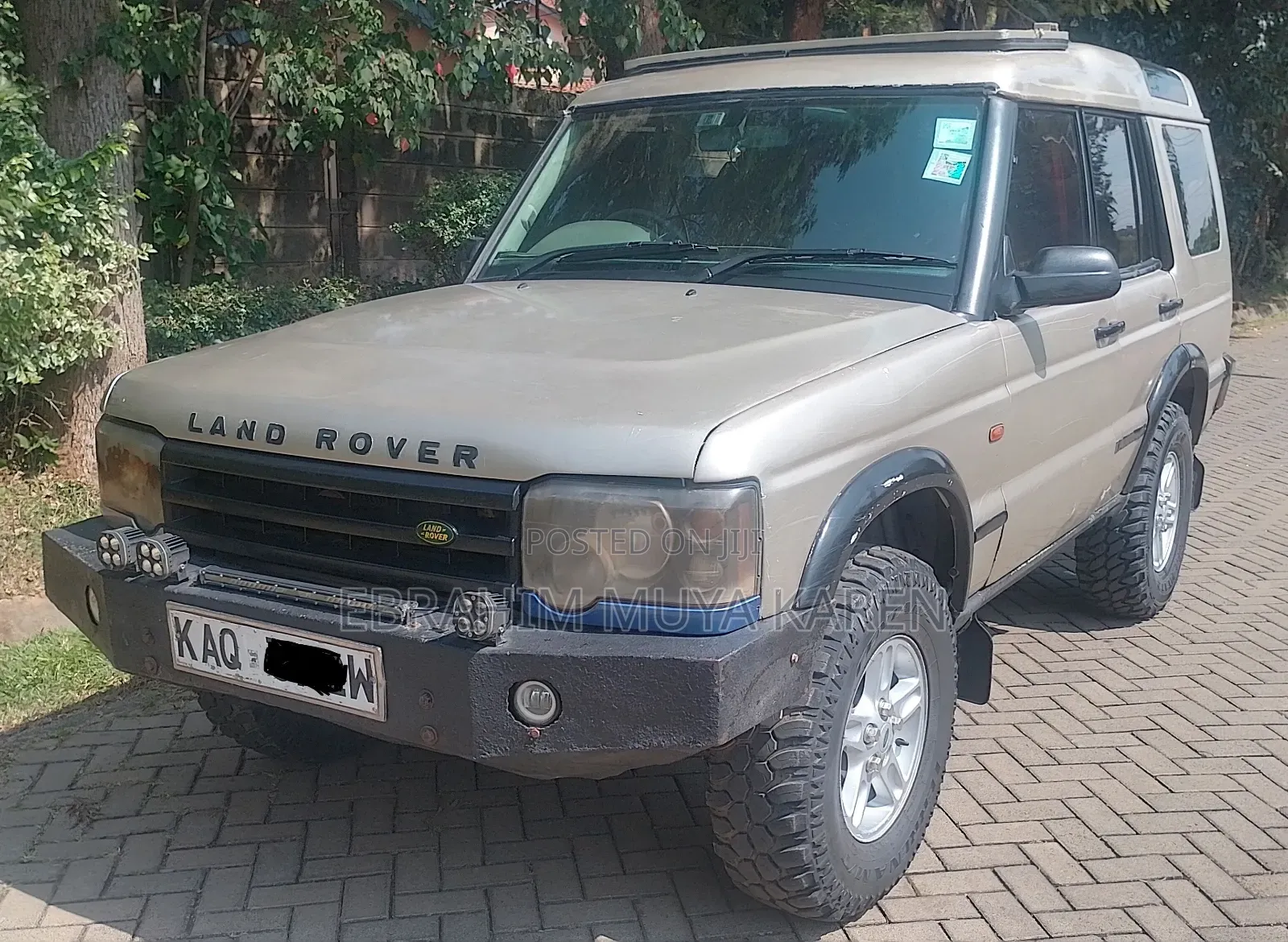 Land Rover Discovery 2003 Gold