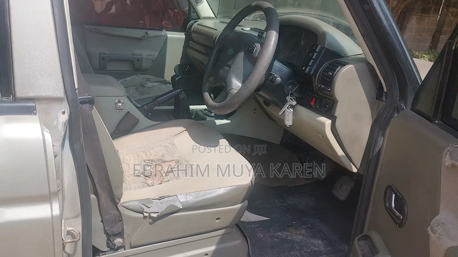 Land Rover Discovery 2003 Gold